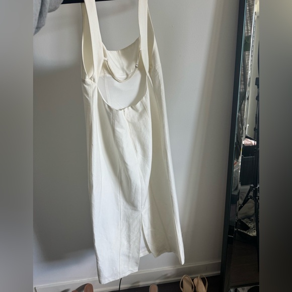 White Zara Dress - Picture 2 of 2